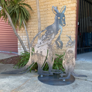 Kangaroo & Joey Statue